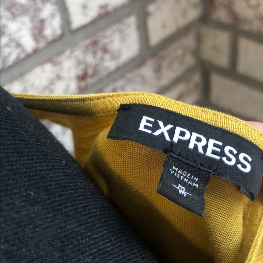 Express Mustard Zipper Blouse - Picture 6 of 7